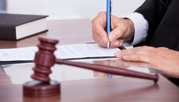 mandat d’arret avocat penaliste