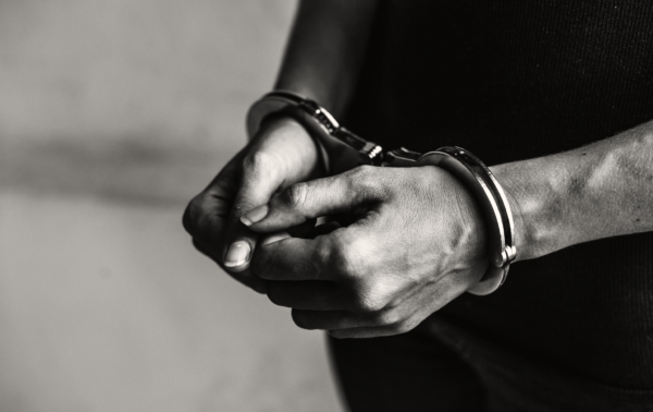 mandat d’arret avocat penaliste paris manuel abitbol urgent